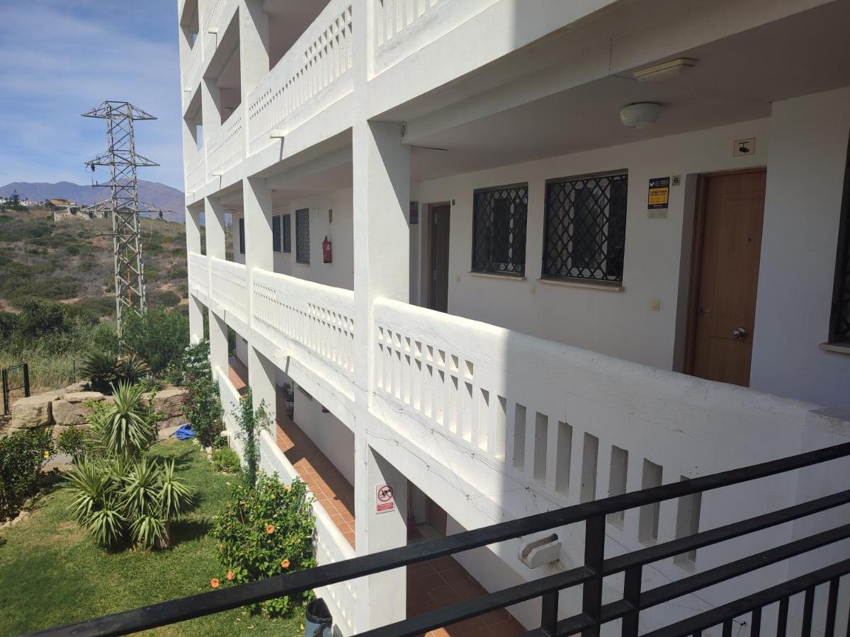 Apartamento Junto A La Playa Zona Tranquila Manilva Exterior photo